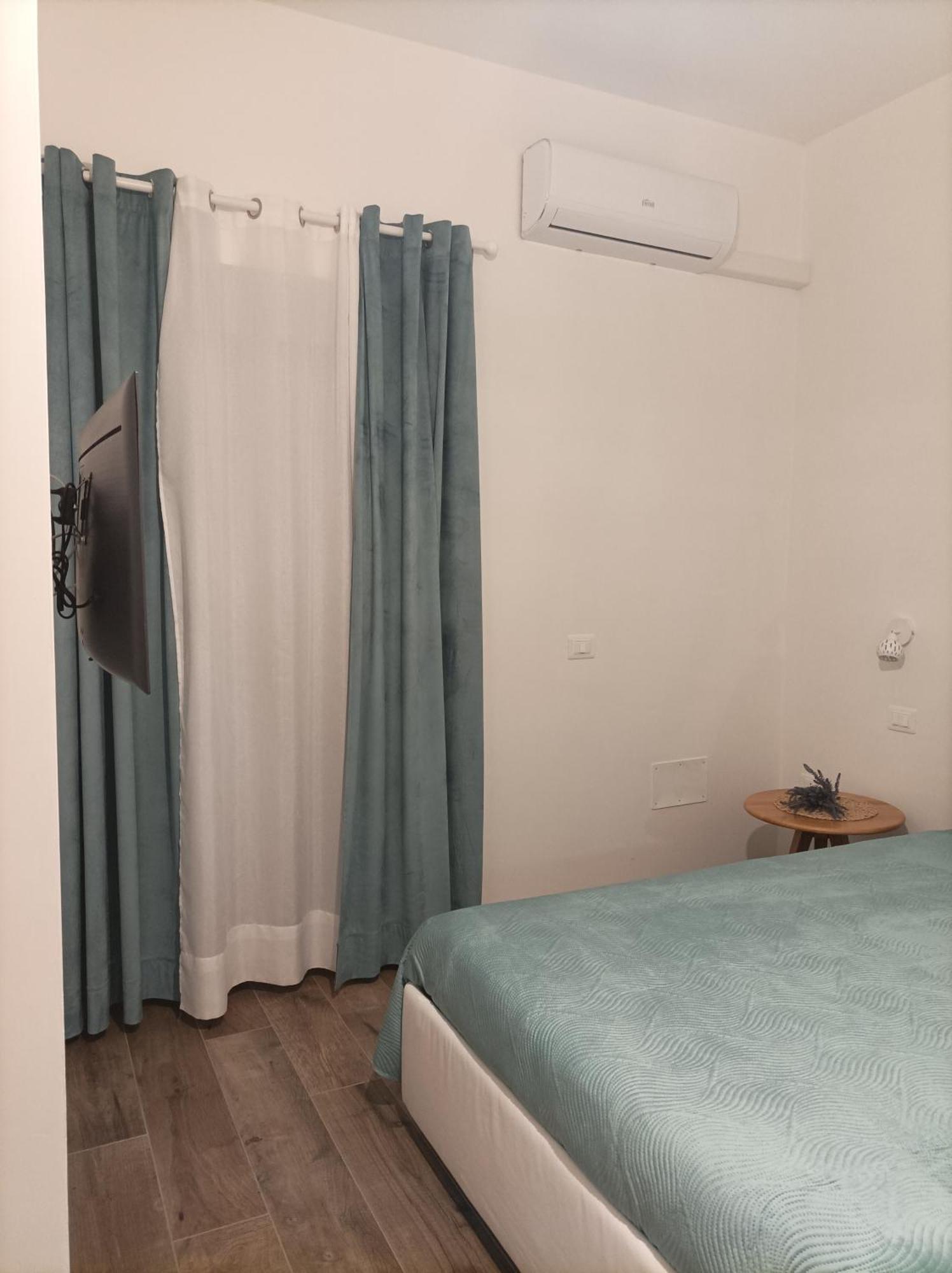Laris Bed & Breakfast Castellabate Exterior photo